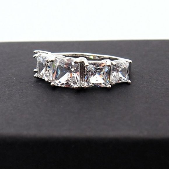 Incredible 5 Stone 6.00ctw Princess Cut Ring " Must See " - Picture 1 of 11